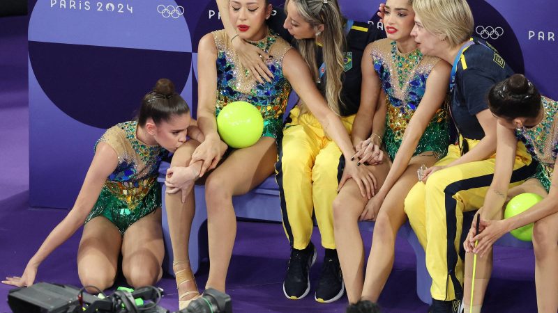 Olimpíadas: Ginasta rítmica do Brasil se lesiona e chora – 09/08/2024 – Esporte