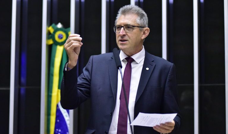 Projeto mantém no Simples empresa em área de desastre ambiental – Notícias