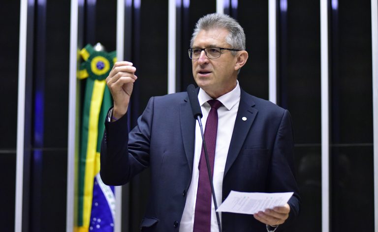 Projeto mantém no Simples empresa em área de desastre ambiental – Notícias