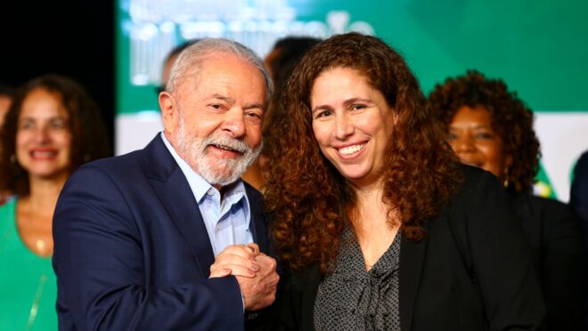 Projetos de reforma administrativa emperram no Congresso