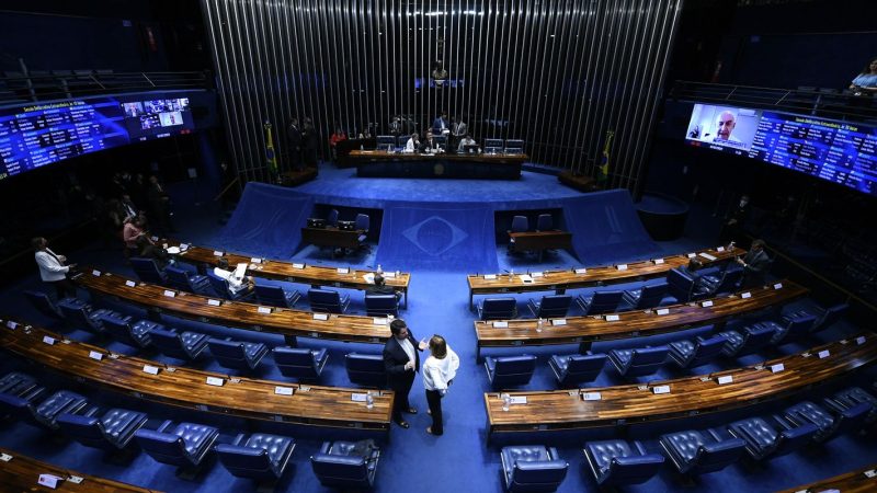 Senado aprova PEC da Anistia, com renegociação de dívidas partidárias