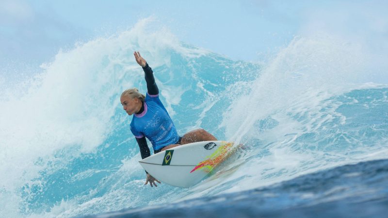 Surfe feminino: Brasil avança com Tati Weston-Webb – 02/08/2024 – Esporte