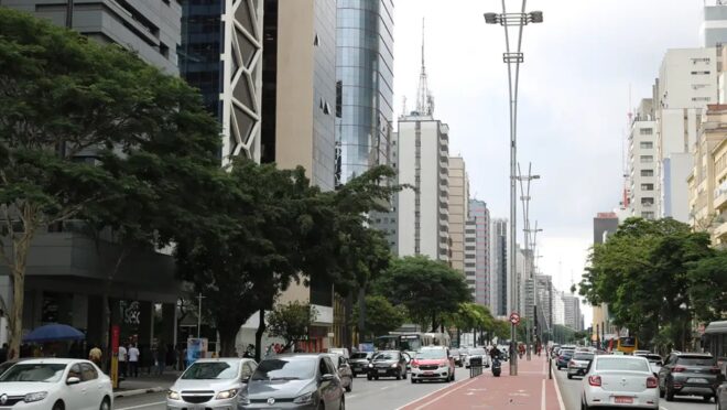 Apagão de energia atinge bairros de São Paulo e Guarulhos