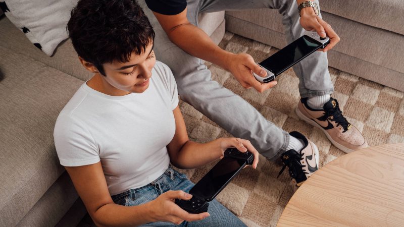 Backbone transforma celular em console, mas preço é alto – 04/09/2024 – Tec