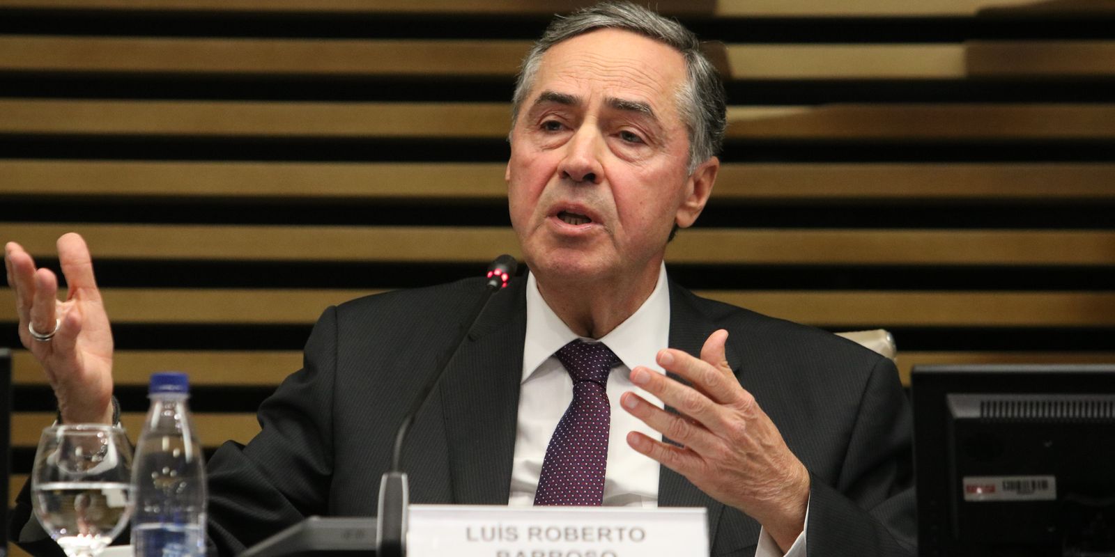 Barroso comenta demissão de Sílvio Almeida após acusações de assédio
