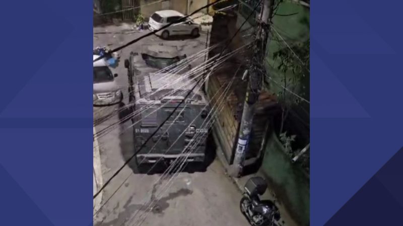 Bope realiza operação no Complexo da Maré nesta terça-feira