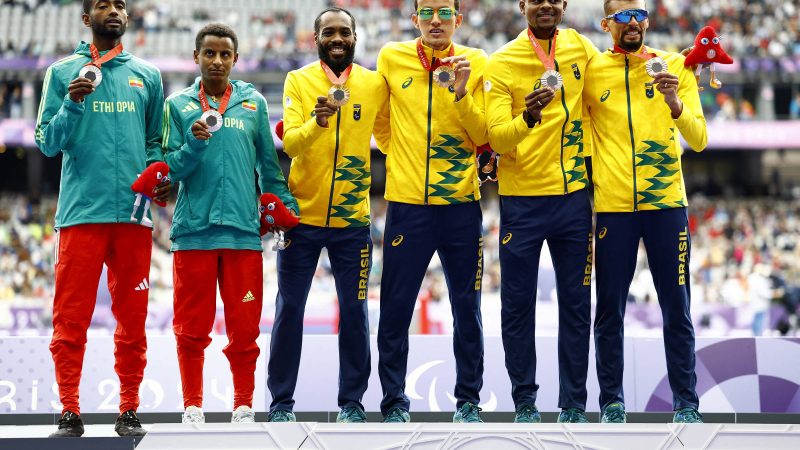 Brasil leva ouro, prata e bronze no Stade de France – 03/09/2024 – Esporte
