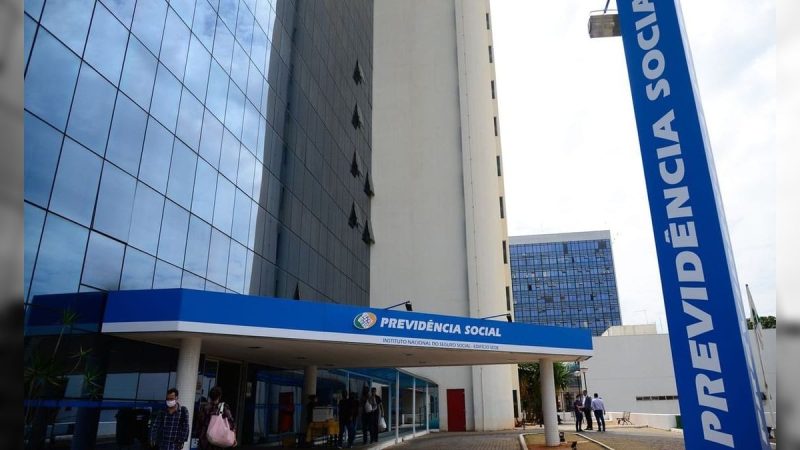 Brasileiros estão se aposentando até três anos mais tarde