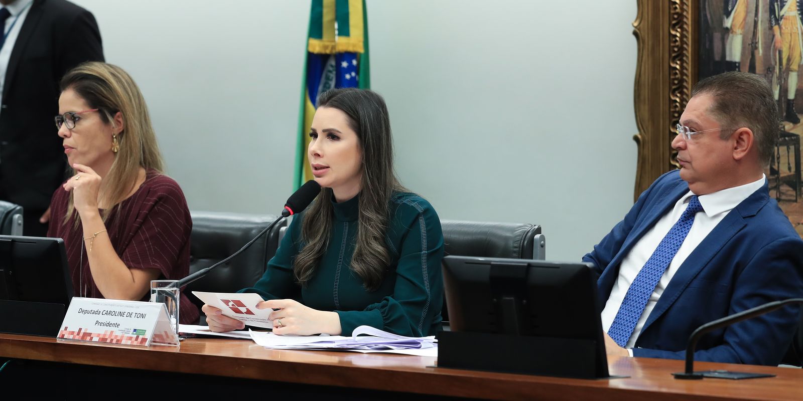 CCJ adia discussão da anistia de golpistas para depois das eleições