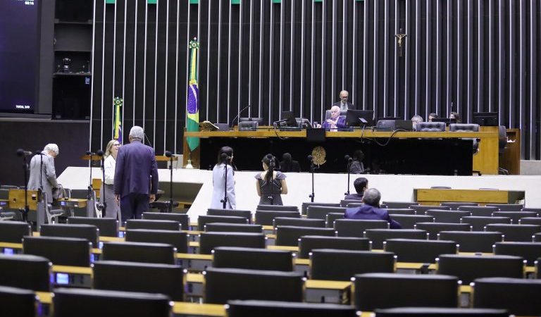 Câmara dos Deputados aprova fim gradual da desoneração da folha de pagamento – Notícias
