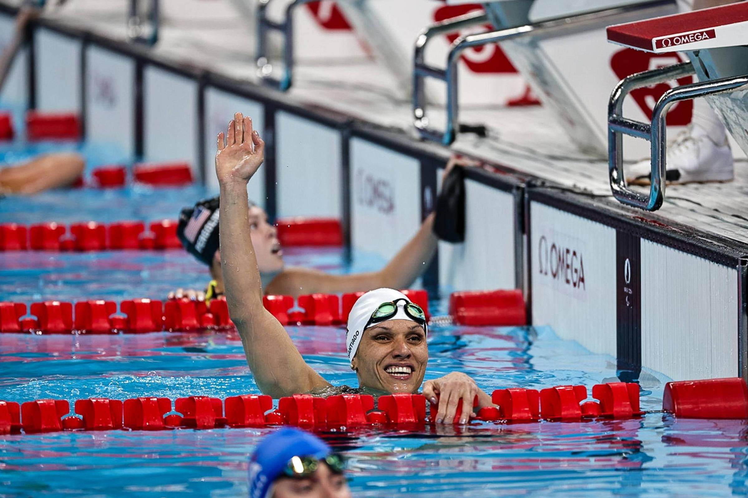 Carol Santiago se torna brasileira com mais ouros – 02/09/2024 – Esporte