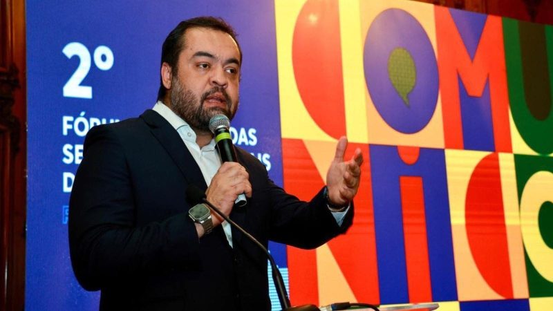 Cláudio Castro confirma maior transição de dinheiro da saúde para Nova Iguaçu e Duque de Caxias