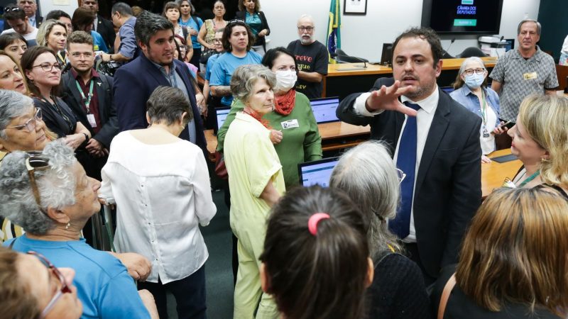 Comissão de Ética da Câmara abre investigação contra Glauber Braga