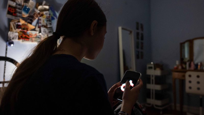 Como conversar com crianças e adolecentes sobre celular – 27/09/2024 – Equilíbrio