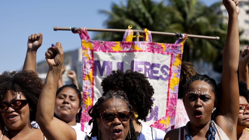 Currículos escolares vão destacar feitos das mulheres para a sociedade