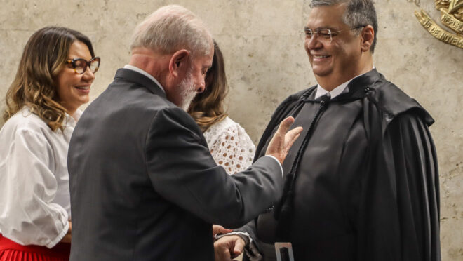 Dino ajuda governo com queimadas, mas cresce risco fiscal