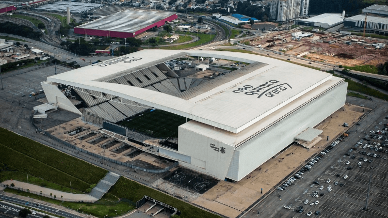 Dívida do Corinthians aumentou em R$ 1 bilhão nos últimos 9 anos; veja levantamento