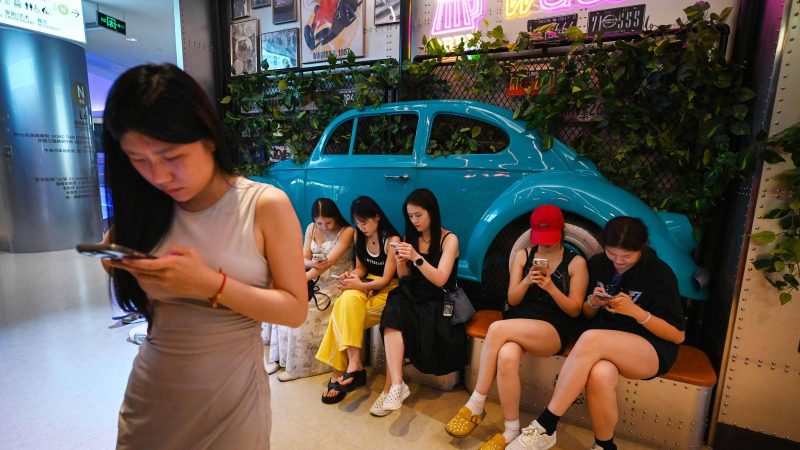 Empresa da China lança app que centraliza pedidos de refeição, transporte e pagamento com ajuda de IA