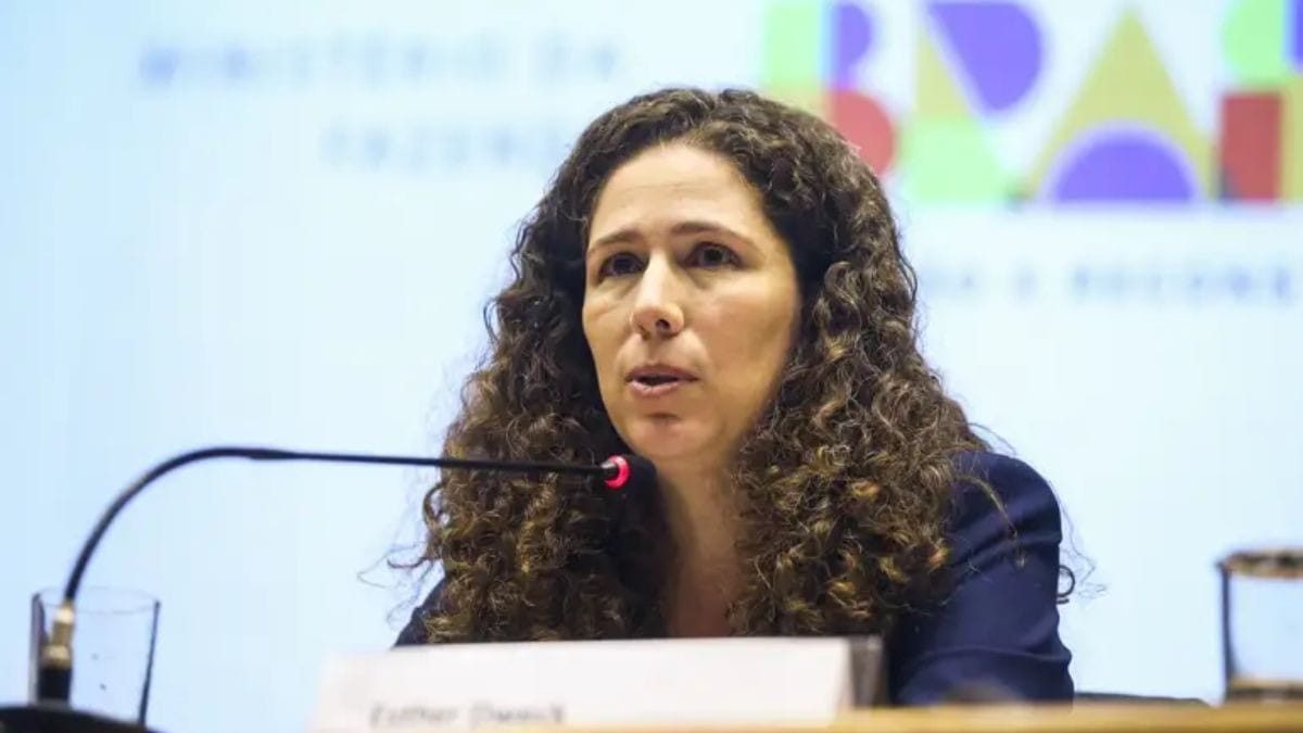 Esther Dweck assume o ministério dos Direitos Humanos interinamente após demissão de ministro