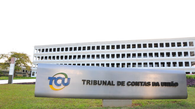 Governo pode poupar R$ 12,9 bilhões com ajustes no Bolsa Família