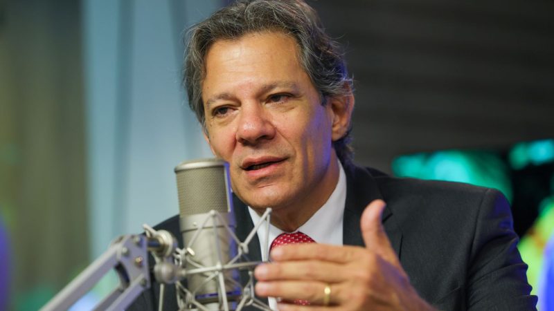 Haddad celebra reoneração da folha: “custou mais de R$ 200 bilhões”