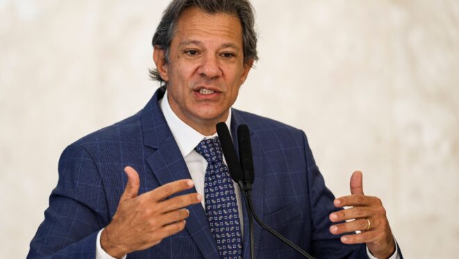 Haddad evita comentar aumento da Selic: “Não me surpreendi”