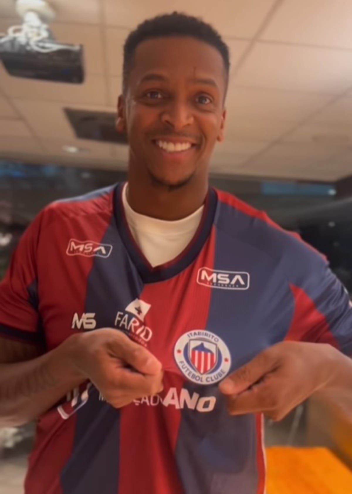 Jô, ex-Corinthians, é anunciado como reforço do Itabirito