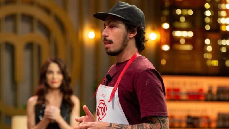 Jurados procuram “pelo em ovo” e Lucas é eliminado do MasterChef: “Saio frustrado”