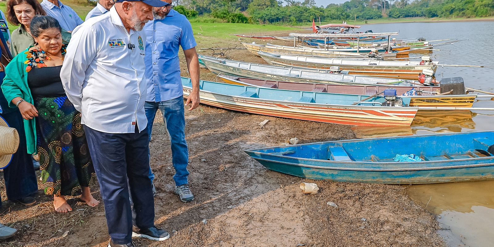 Lula se compromete a retomar negociações para reconstrução da BR 319