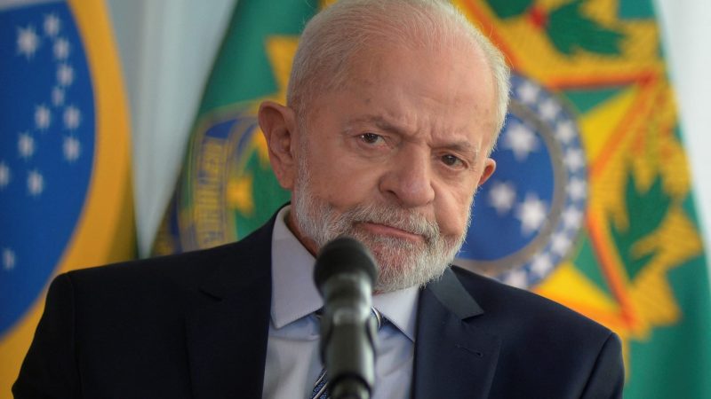 Lula viaja ao México neste domingo para posse da nova presidente do país