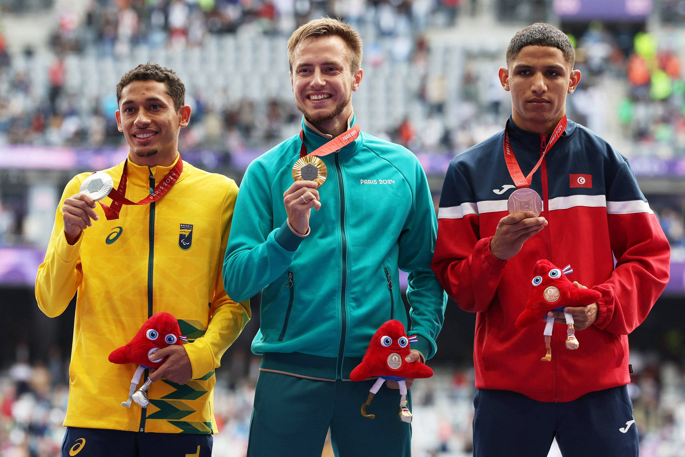 Paralimpíadas: atletismo e halterofilismo rendem medalhas – 04/09/2024 – Esporte