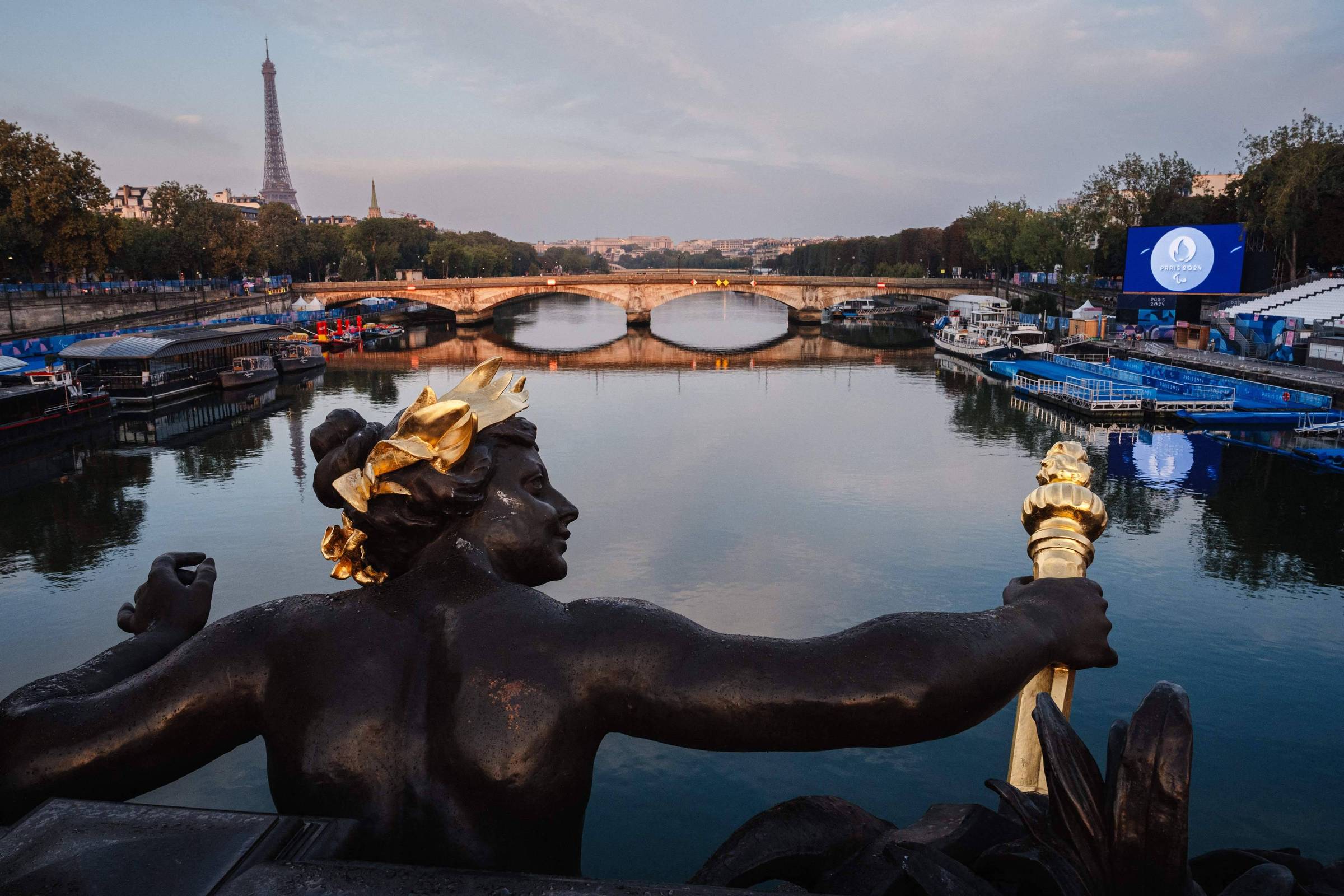 Paris-2024: Triatlo é adiado por qualidade da água do Sena – 01/09/2024 – Esporte