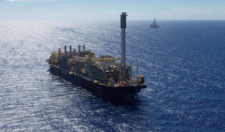 Projeto do governo flexibiliza política de conteúdo local em contratos de petróleo – Notícias