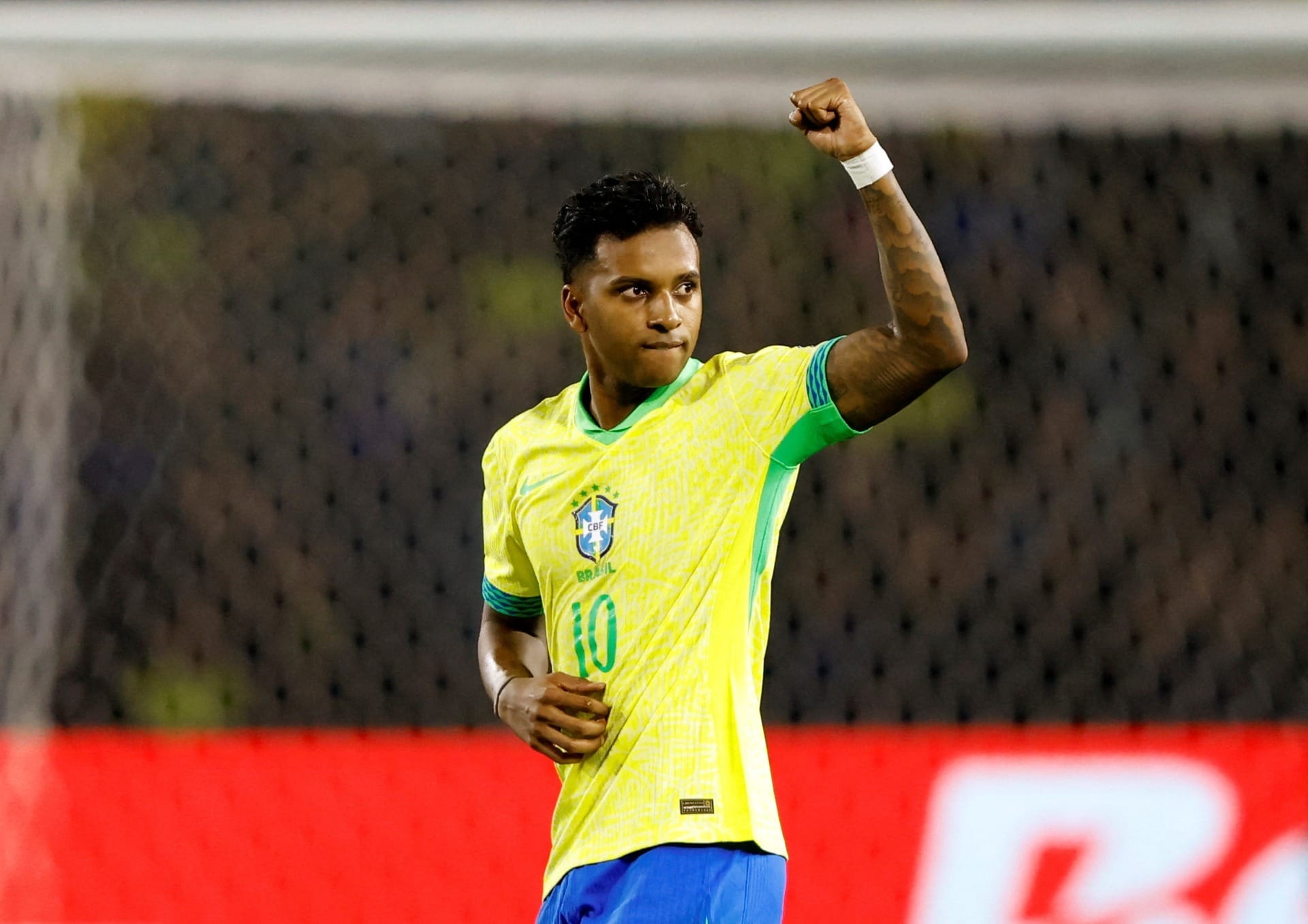Rodrygo marca, Brasil bate Equador e volta a vencer após 3 derrotas nas Eliminatórias