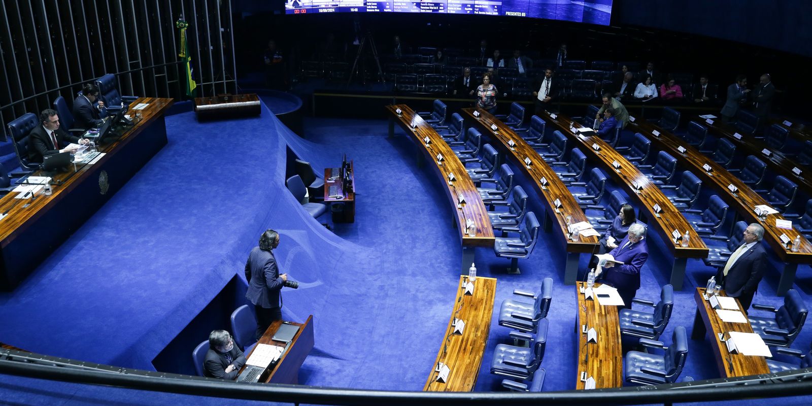 Senado aprova projeto que prevê a criação do programa Acredita
