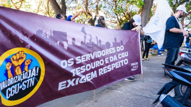 Servidores do Tesouro e CGU param por 24 horas e atrasam repasses e relatórios