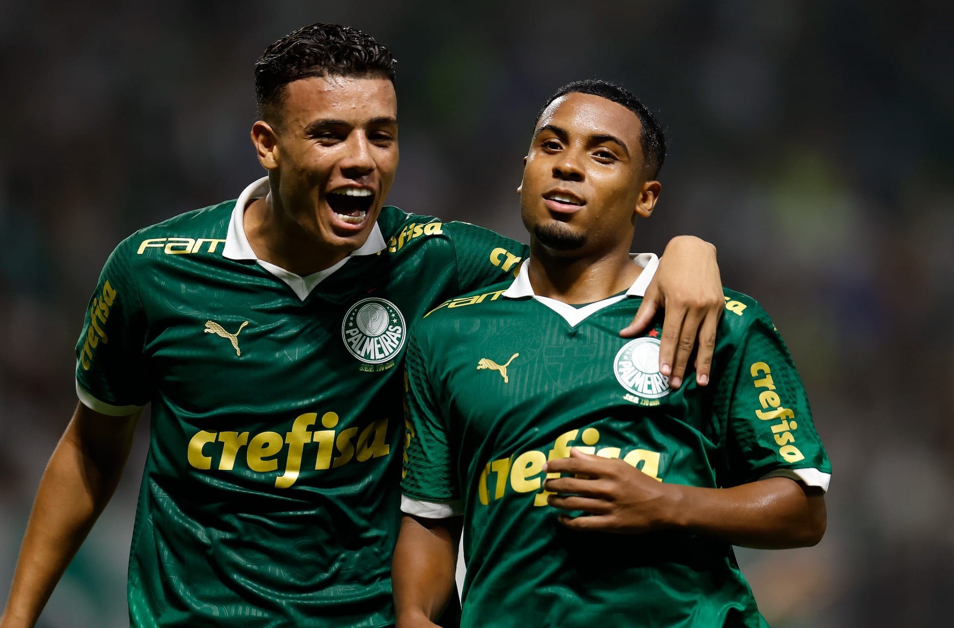 Sob olhares de Abel, Palmeiras domina, vence Cruzeiro e é tri do Brasileirão sub-20