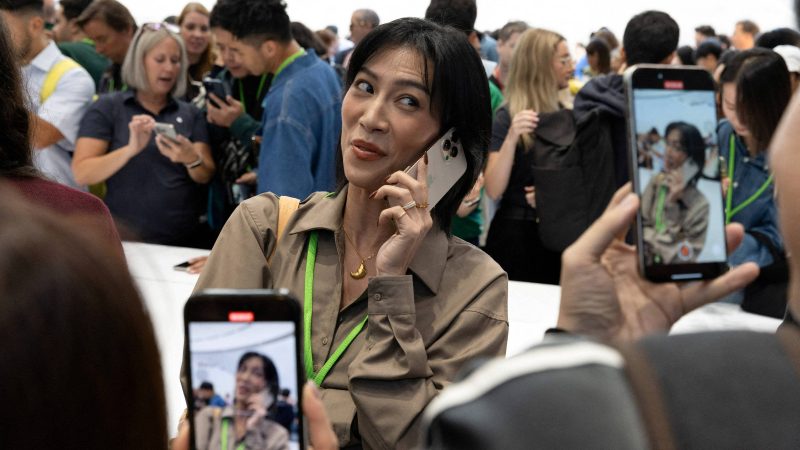 iPhone: como transformar modelo velho em um celular com IA – 10/09/2024 – Tec