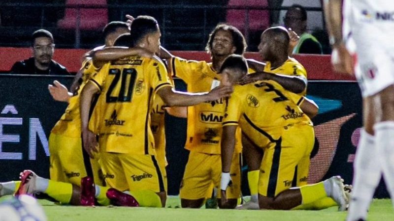 Amazonas vence e acaba com boa sequência do líder Novorizontino
