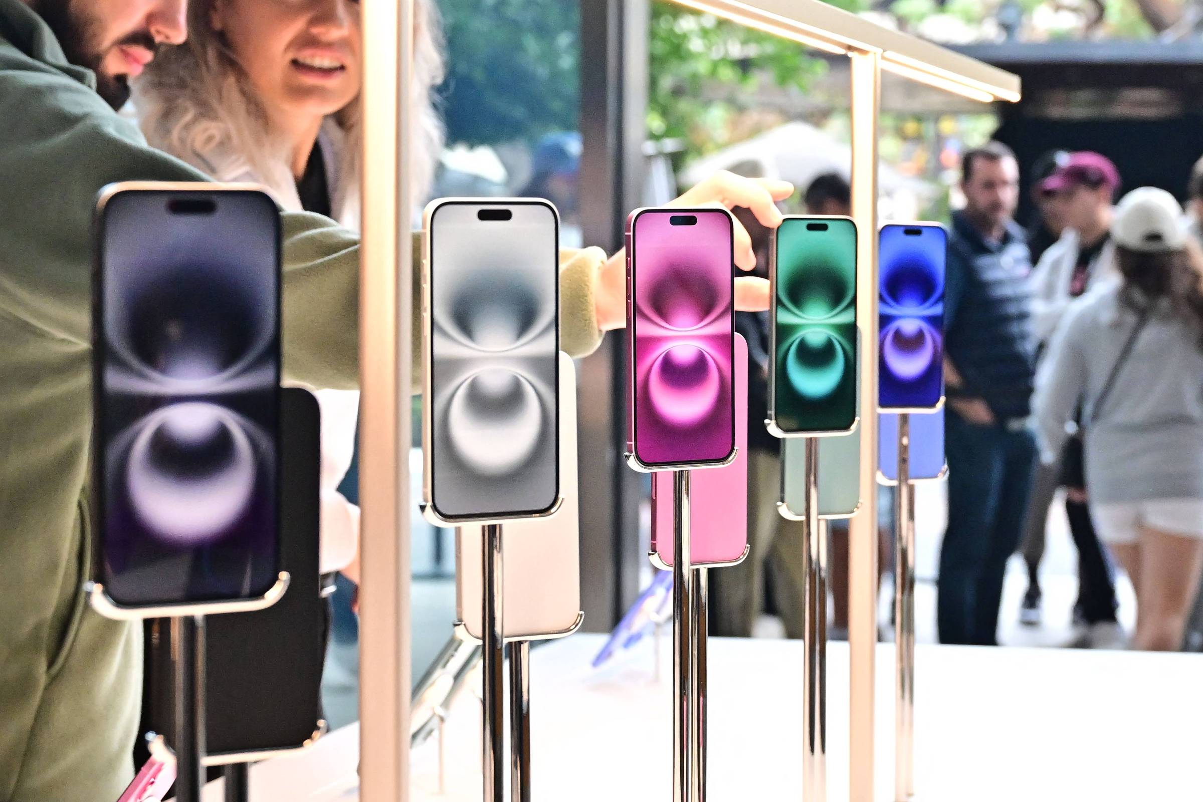 Apple: O que vale a pena ou não nos recursos de IA – 08/10/2024 – Tec