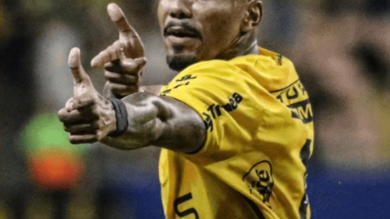 Autor de golaço decisivo teve febre e não comeu antes de jogo do Amazonas