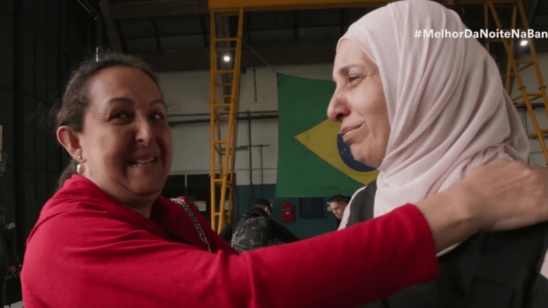 Brasileira resgatada no Líbano desabafa após chegar no país: "Sensação de alívio"