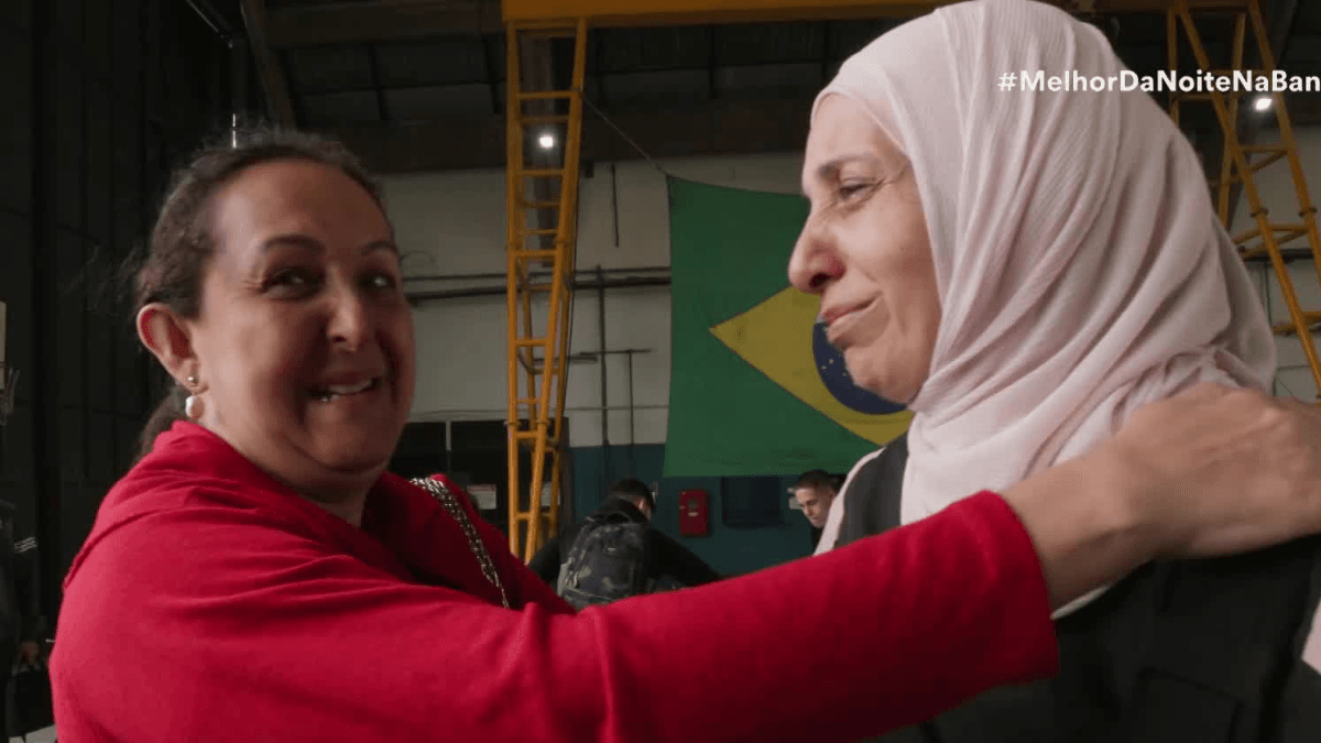 Brasileira resgatada no Líbano desabafa após chegar no país: "Sensação de alívio"