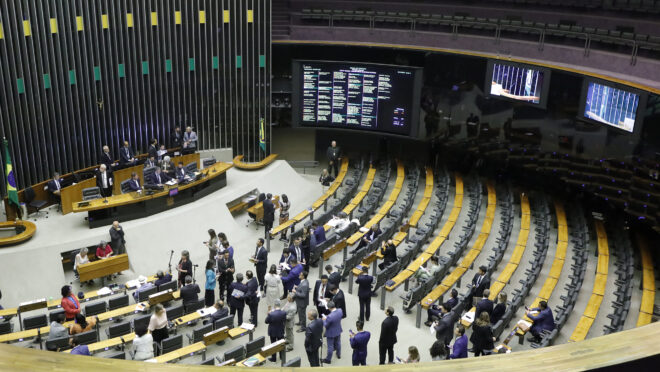 Câmara aprova isenção para medicamentos importados