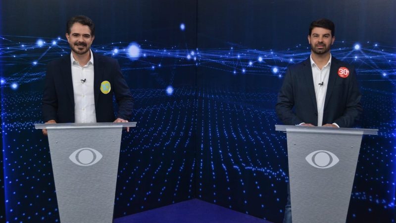 Candidatos à prefeitura de Taubaté (SP) participam de debate do 2º turno na TV Band Vale