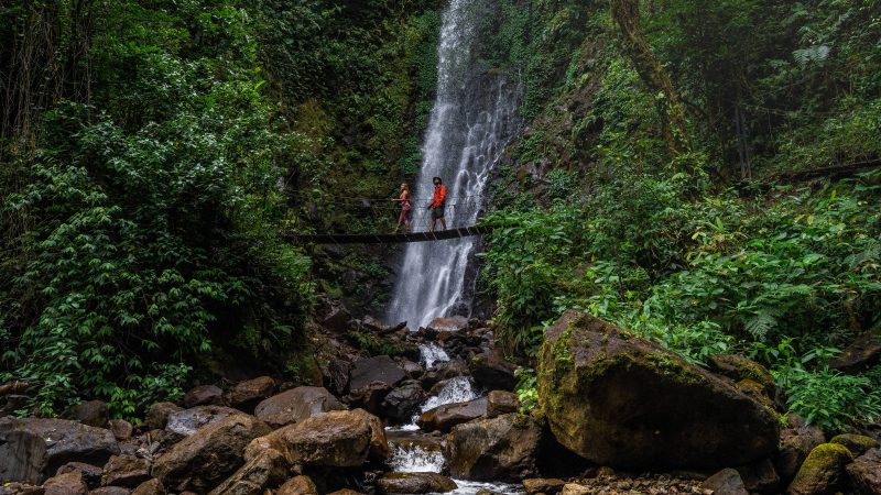 Costa Rica é um parque de diversões para aventureiros – 02/10/2024 – Turismo