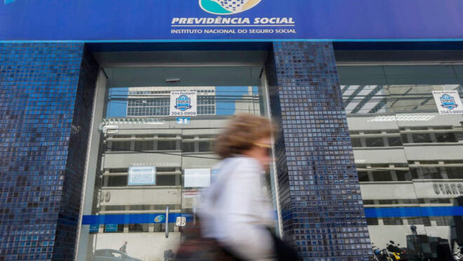 Derrubada exclusividade de bancos no consignado
