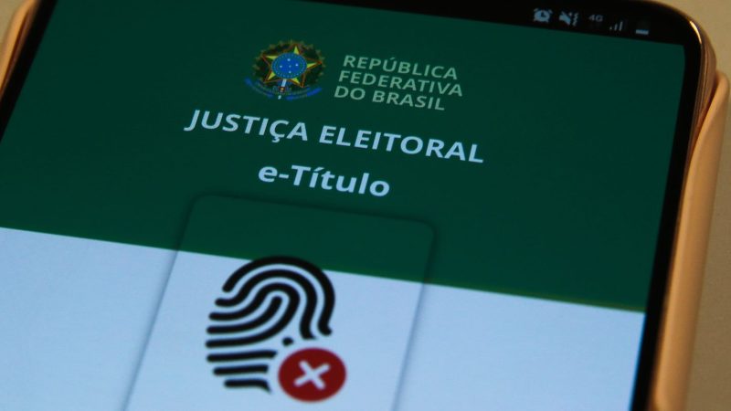Eleitores têm até este sábado para baixar aplicativo e-Título