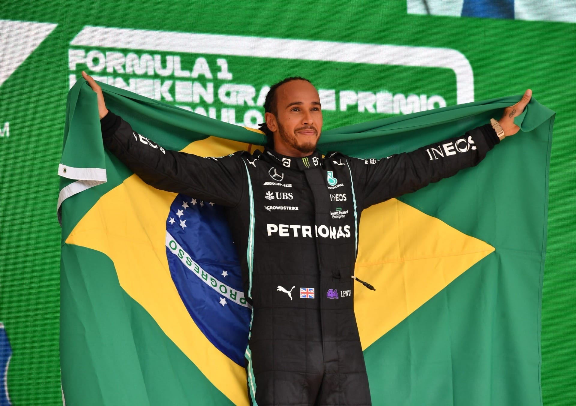 Exclusivo: Lewis Hamilton pilotará McLaren de Ayrton Senna em homenagem no GP de São Paulo