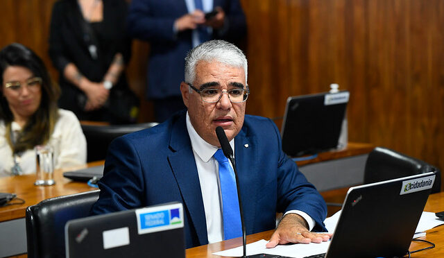 Frente propõe redução de tributo sobre remessas internacionais